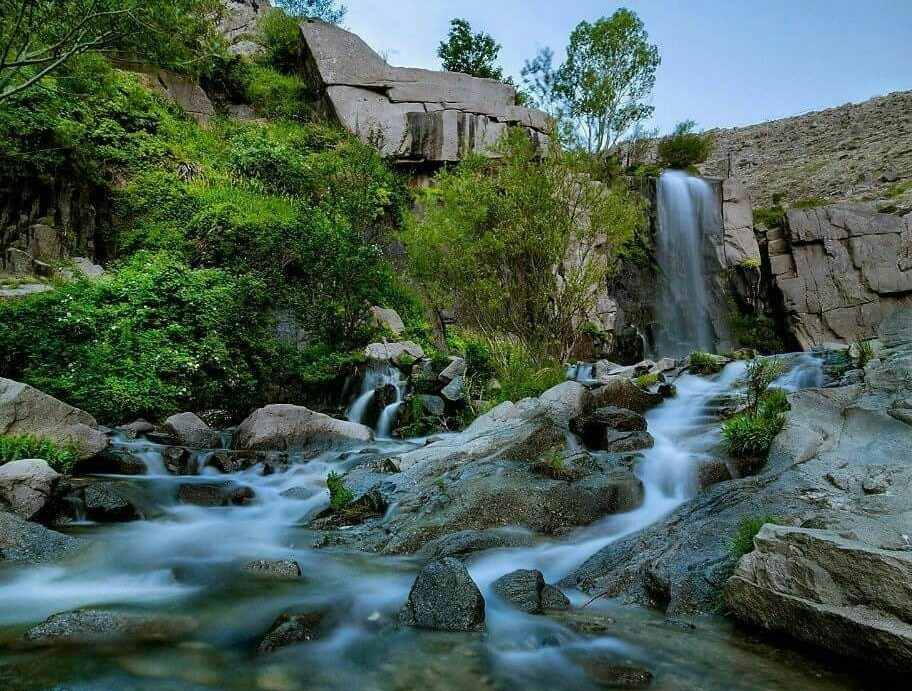 آبشار-گنج‌نامه