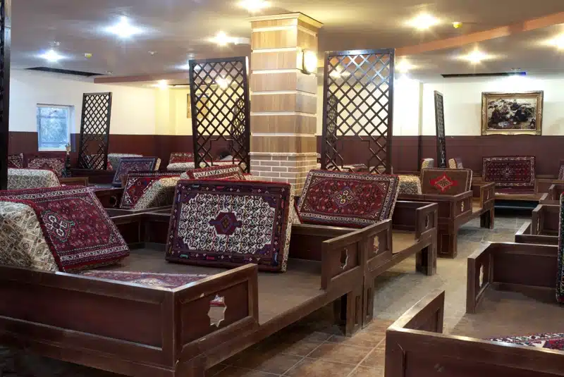 رستوران گنجنامه همدان