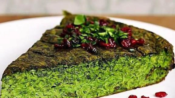 کوکوی گردو+بهترین غذای محلی همدان