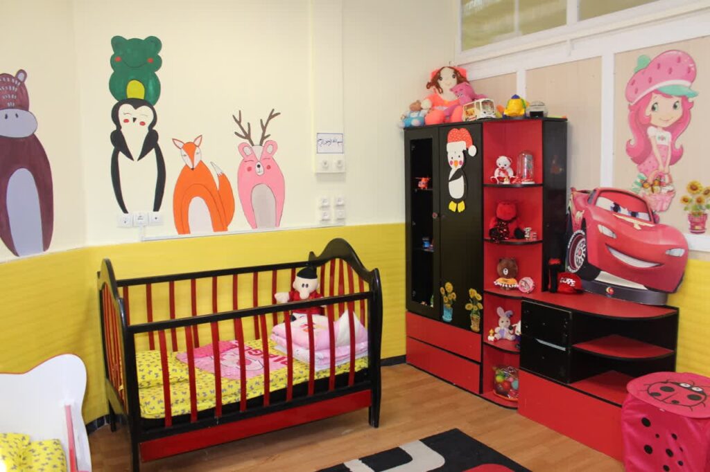 مهد کودک نونهالان از بهترین های همدان