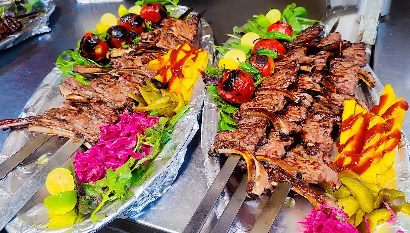 غذای رستوران دستپخت همدان